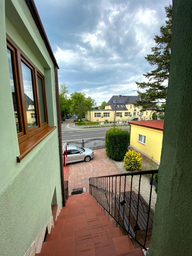 Appartamento Zefir Pokoje Unieście Esterno foto